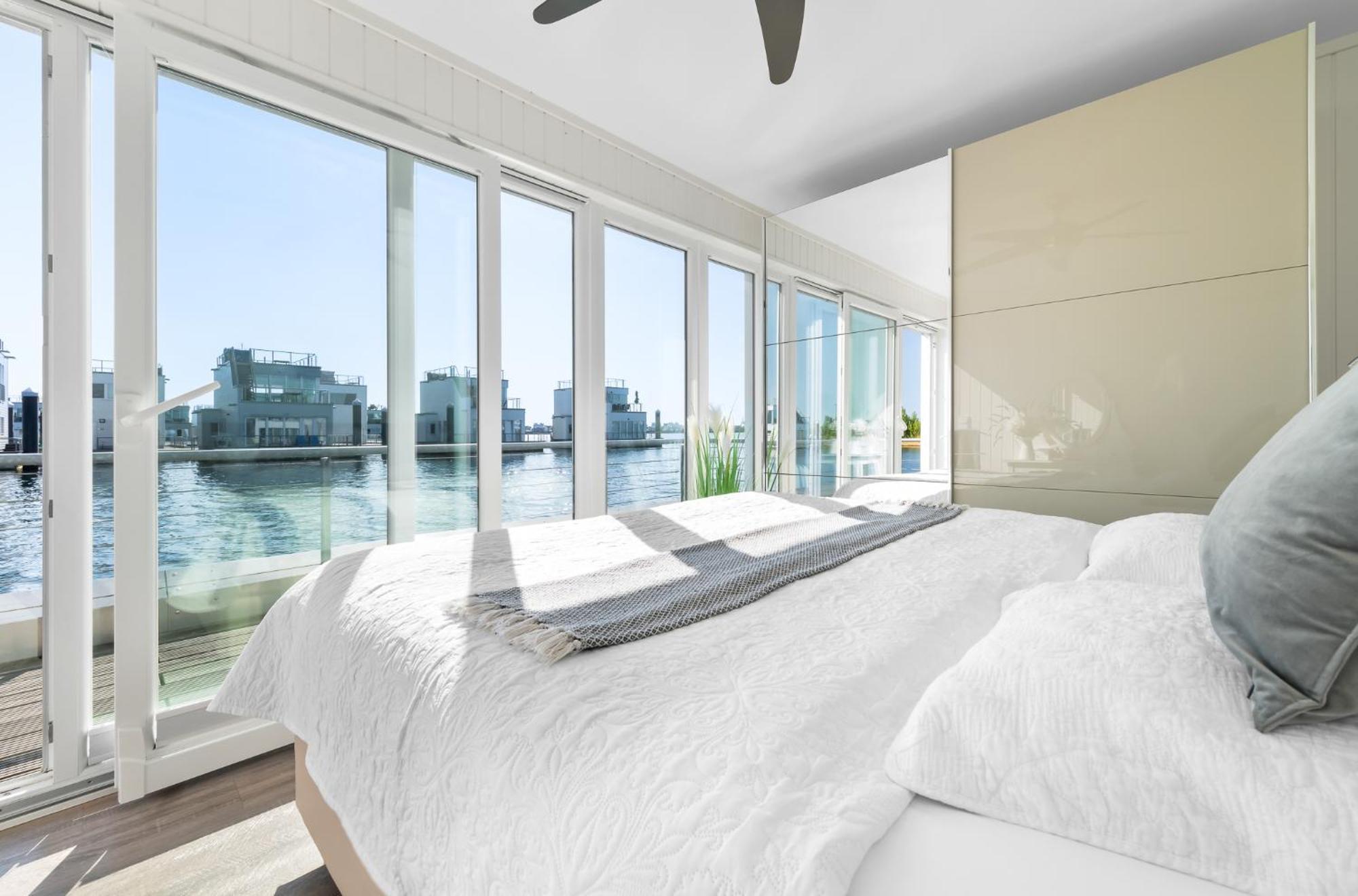 Triton: Meerblick, Sauna, Dachterrasse Olpenitz Exteriör bild